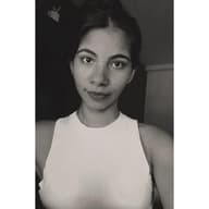 Alejandra V.