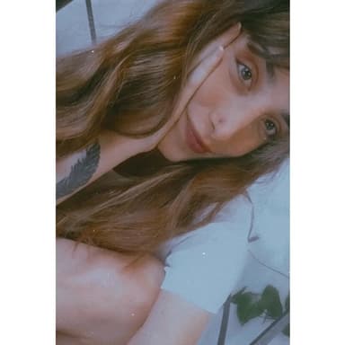 Luciana B.