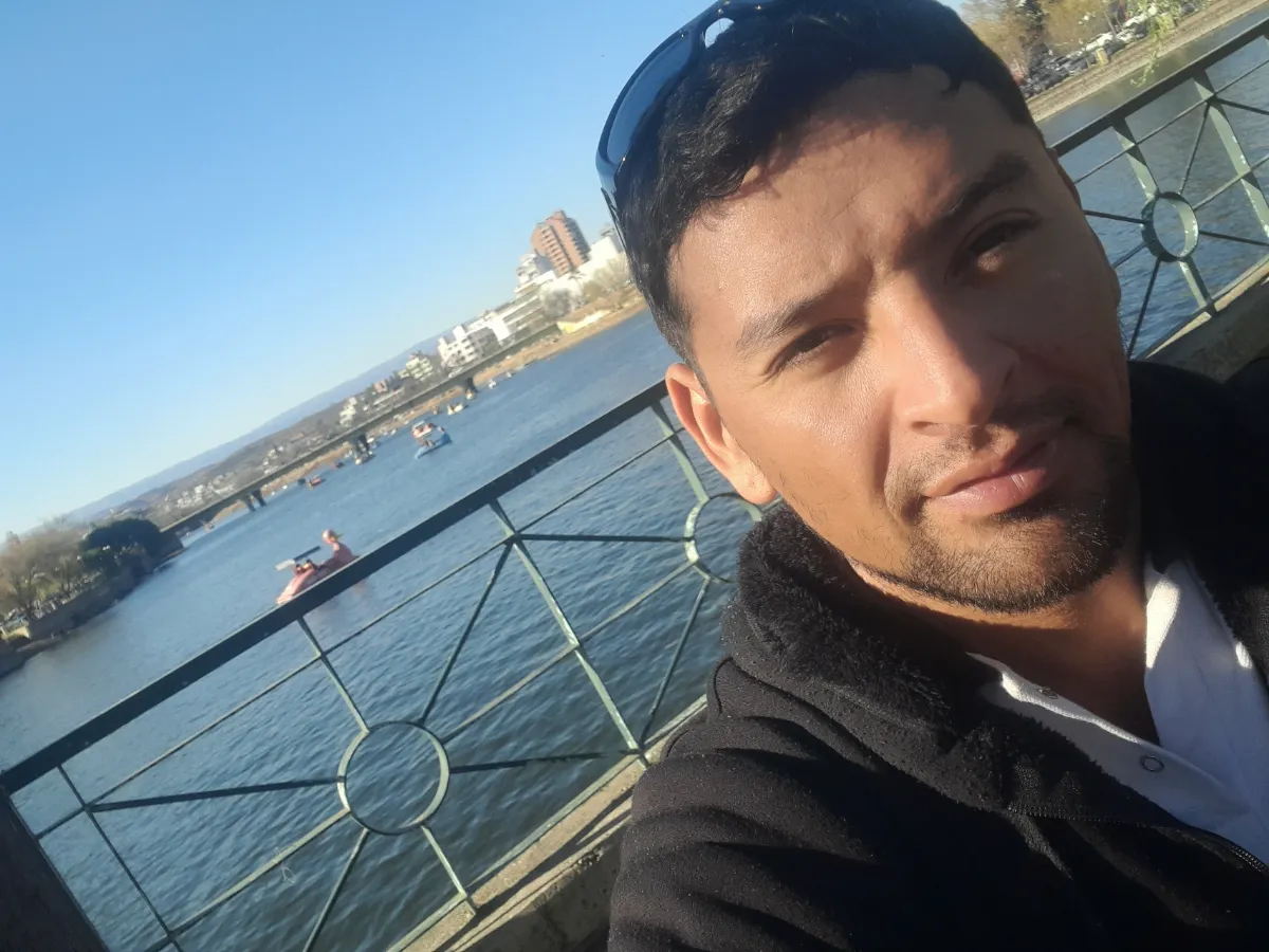 Ezequiel C.