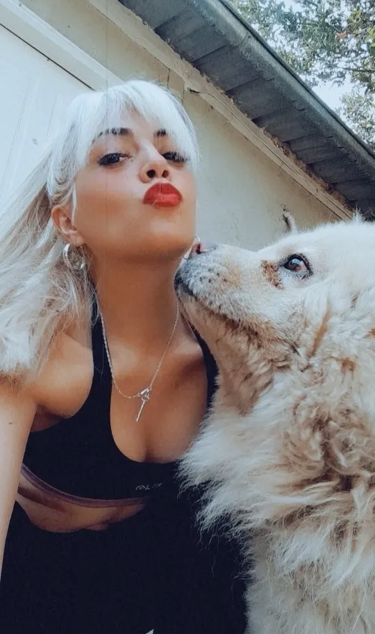 Yanet P. 2